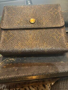 LV Trifold Wallet